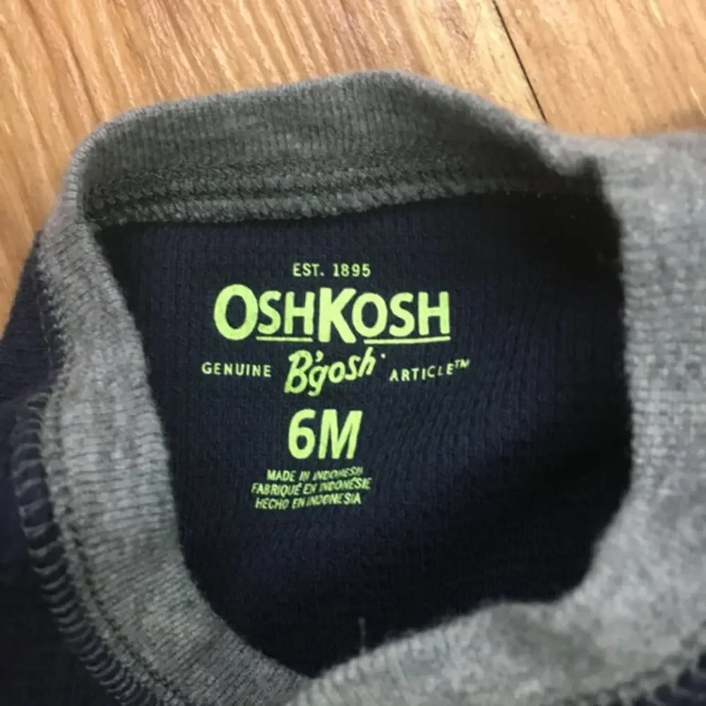 OshKosh B'Gosh Boys Shirt Size 6 Months Navy Blue Gray Thermal Henley Knit‎ NEW